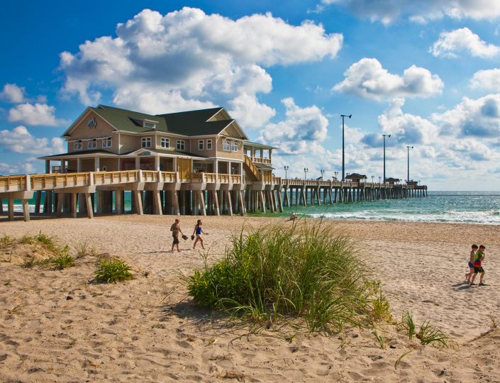 A10_Jennettes_Pier_NCAquarium_photo0-b90ab91a5056b3a_b90abba9-5056-b3a8-494e0f436bc002ec