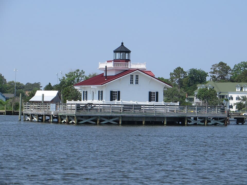 Roanoke Island (1)